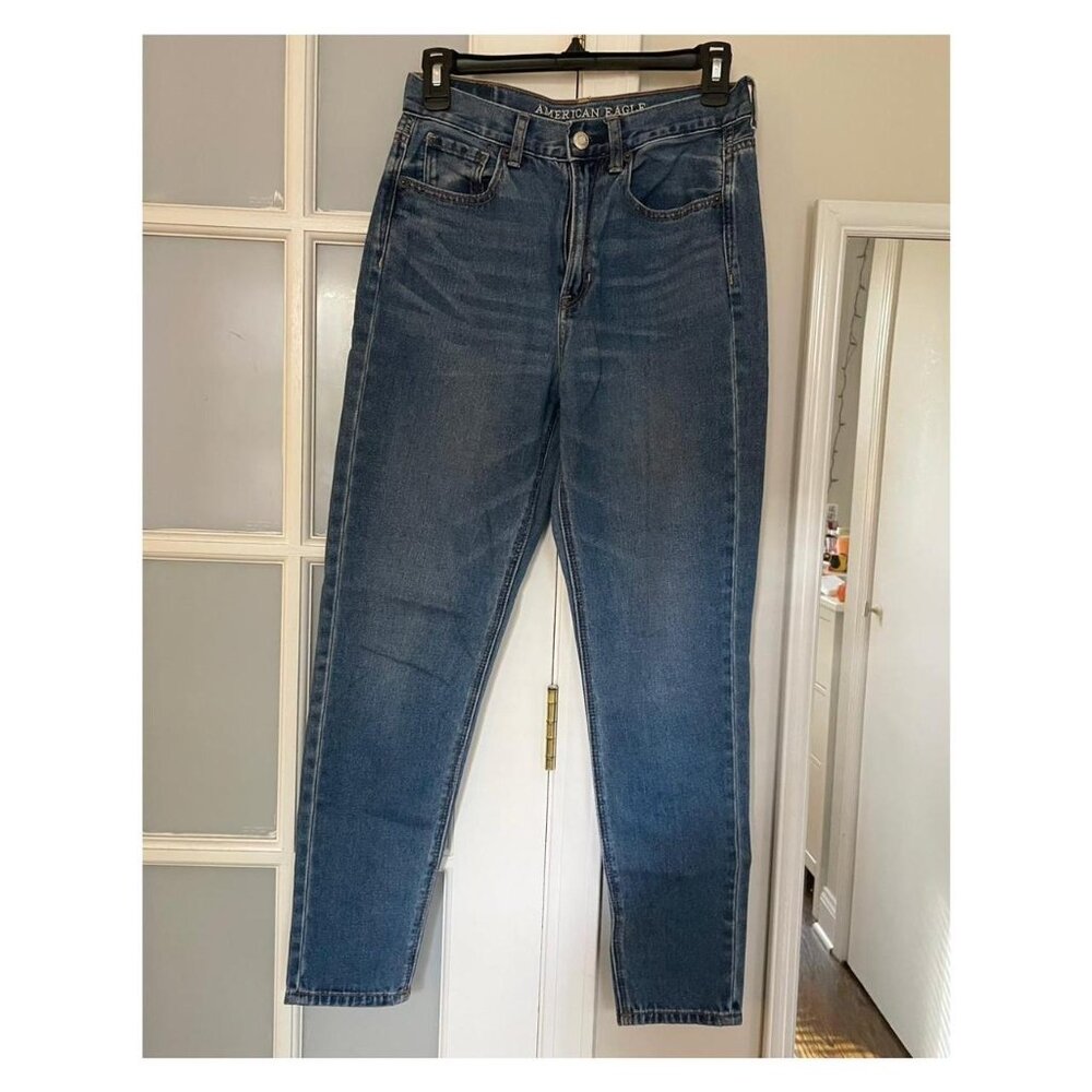 American Eagle Mom Jeans
